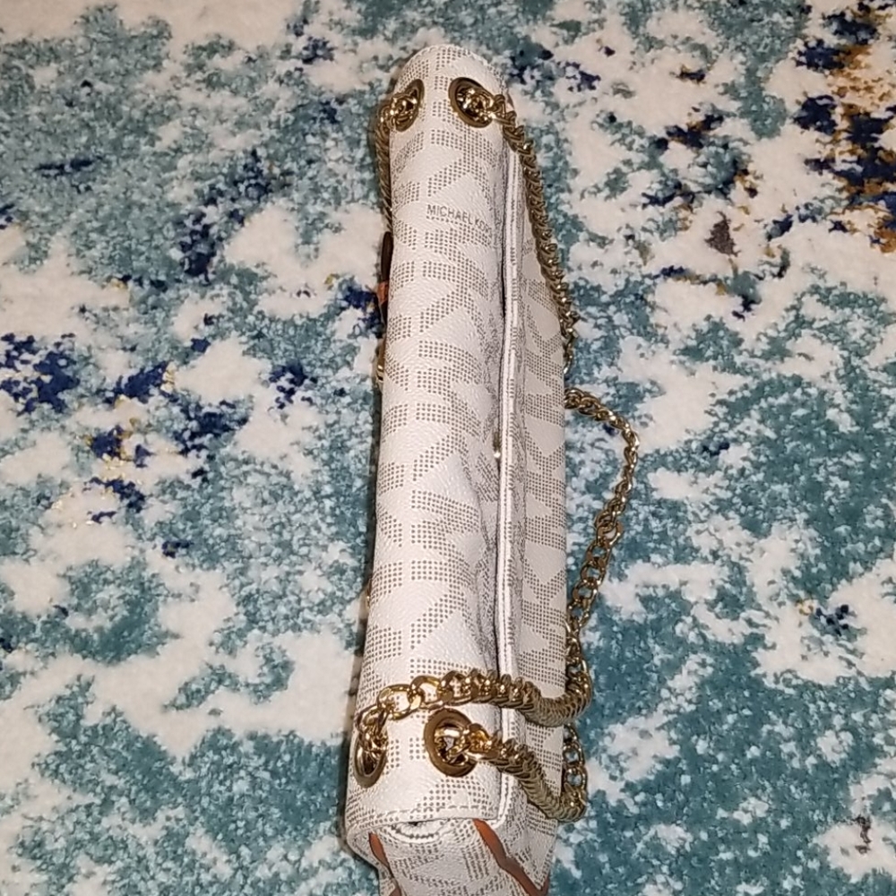 Michael Kors Handbag - Picture 8 of 16